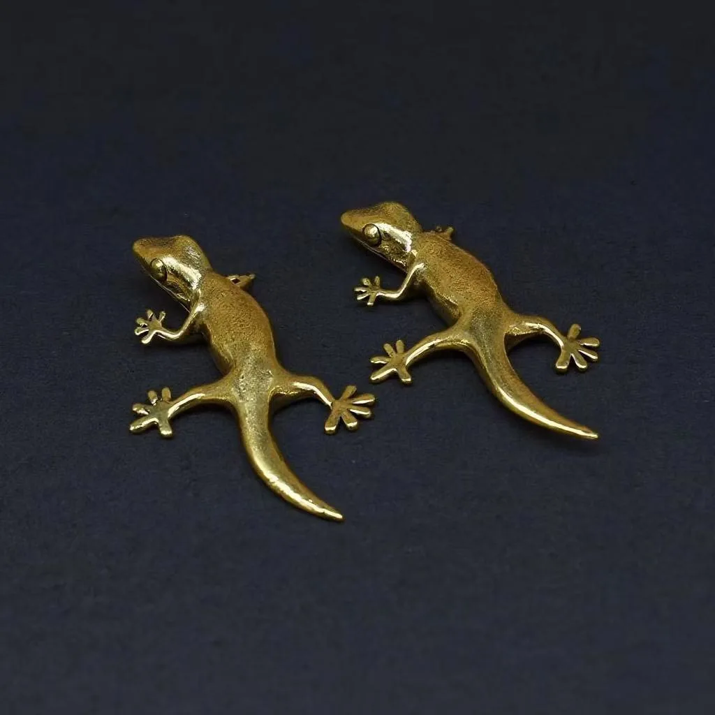 Wholesale Pure Brass Retro Gecko Small Statue Ornament Cute Desktop Tabletop Decor Vintage Home Office Craft Decorative Gift