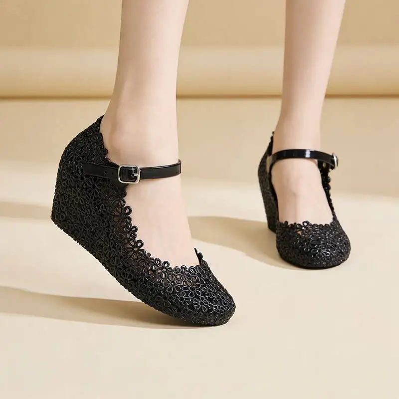 Black PVC Flower Sandals Woman Comfort Shoes New Arrival Girls Princess Hollow Out Sandals Female Wedge Shoes