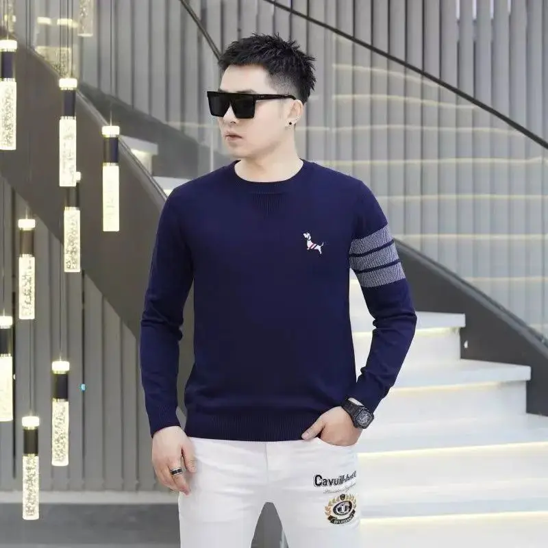 

Мужской модный вязаный свитер с круглым вырезом и длинными рукавами, высокое качество, простая элегантность, осень-зима, универсальная мужская одежда