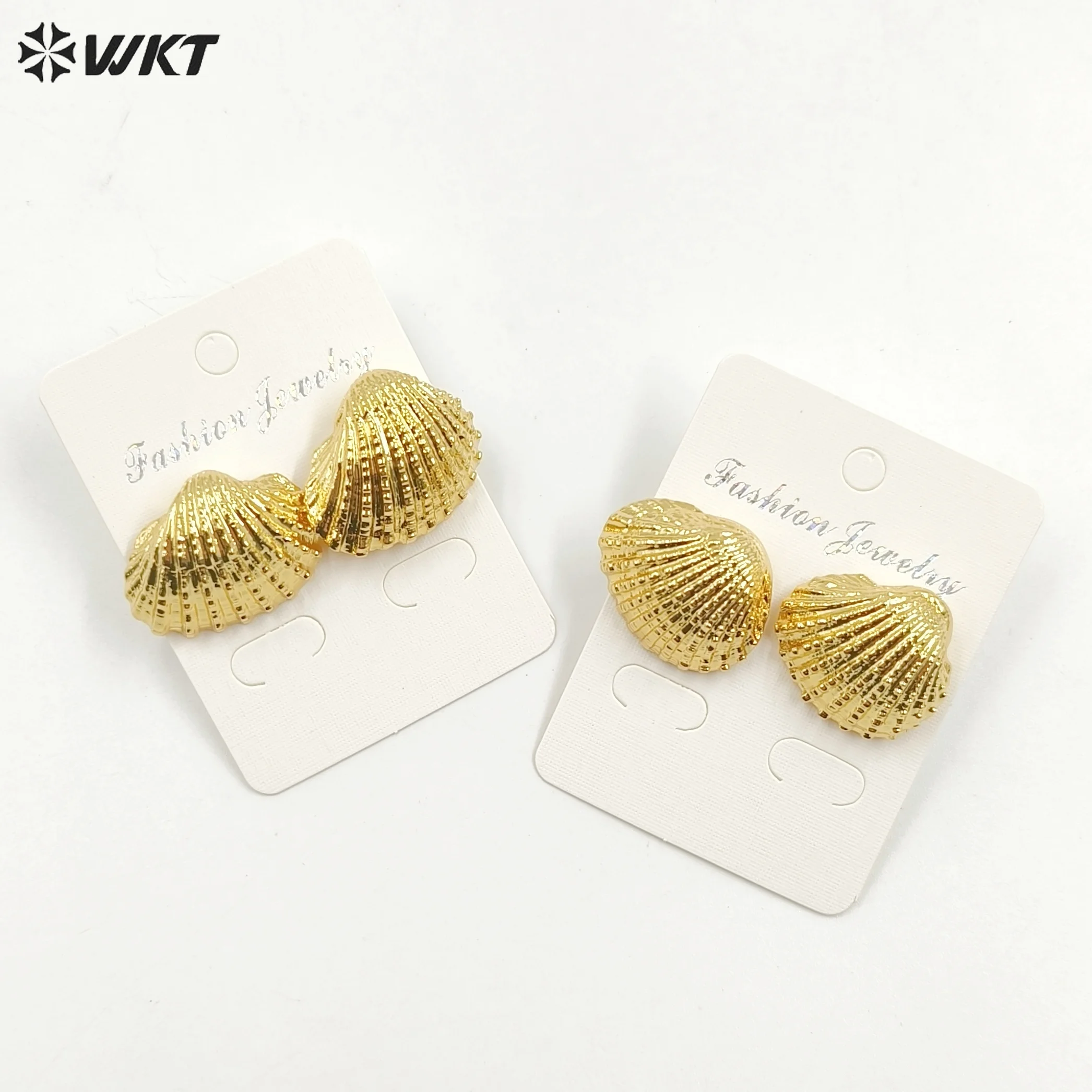 WT-MPE134 WKT New Design 18K Full Gold Dipped Resist Tarnishable small scallop Shell Studs Fashion Natural Beauty earring