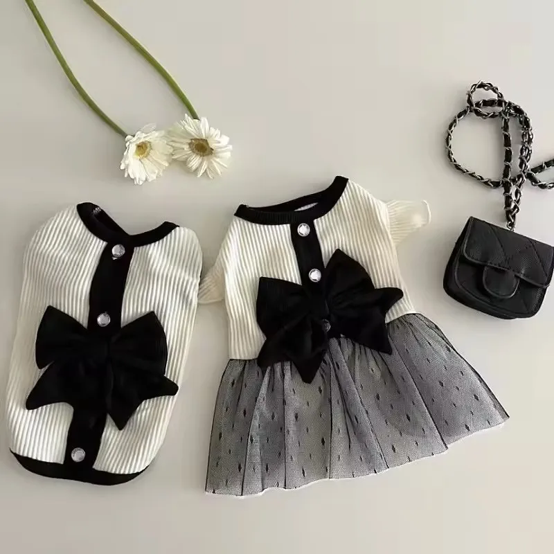 

Luxury Dog Dress Summer Dog Clothing Bow Lace Dog Dress Black and White T-shirt Girls' Clothing Chihuahua Tank Top
