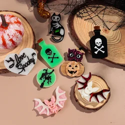 Halloween Day Acrylic Bat Night Light Brooches for Women Glitter Pumpkin Brooch Lapel Pins Clothing 2024 Trend Accessories