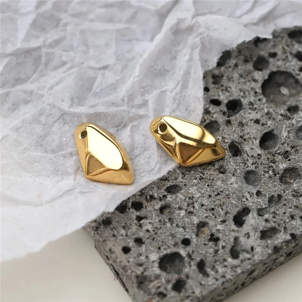 Color titanium steel new irregular cut face small stone pendant necklace clavicle chain DIY accessories