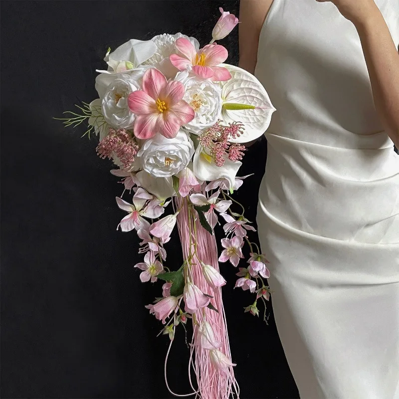 

pink waterfall bouquet bridal simulated wedding bouquet high-end wedding water drop fake bouquet wedding dress shooting props