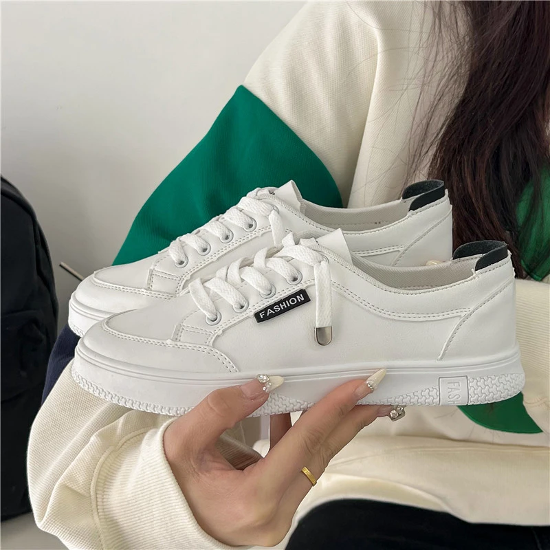 

Little White Shoes Women's 2024 Spring and Autumn Season New Korean Edition Casual Flat Shoes Board Shoes