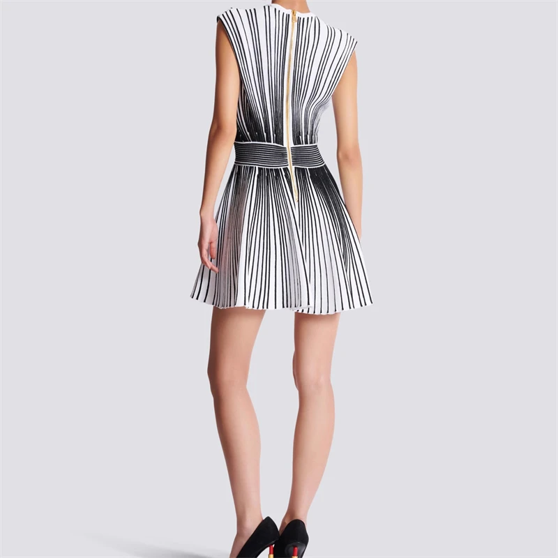 Y2K Hochwertige Sommer Neue V-ausschnitt Streifen Gestrickte Mix-Weben Ärmellose Weste Kleid Mode Lässig High-Taille A-linie Mini Rock