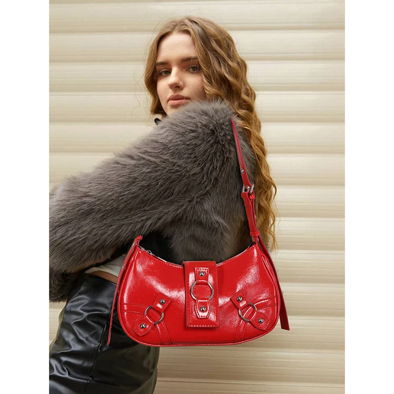 Retro Fashion Y2K Locomotive Bag Punk style Red Shoulder Bag Oil Wax Leather Design Sense Pop Spice Girls Maillard Commuter Bag