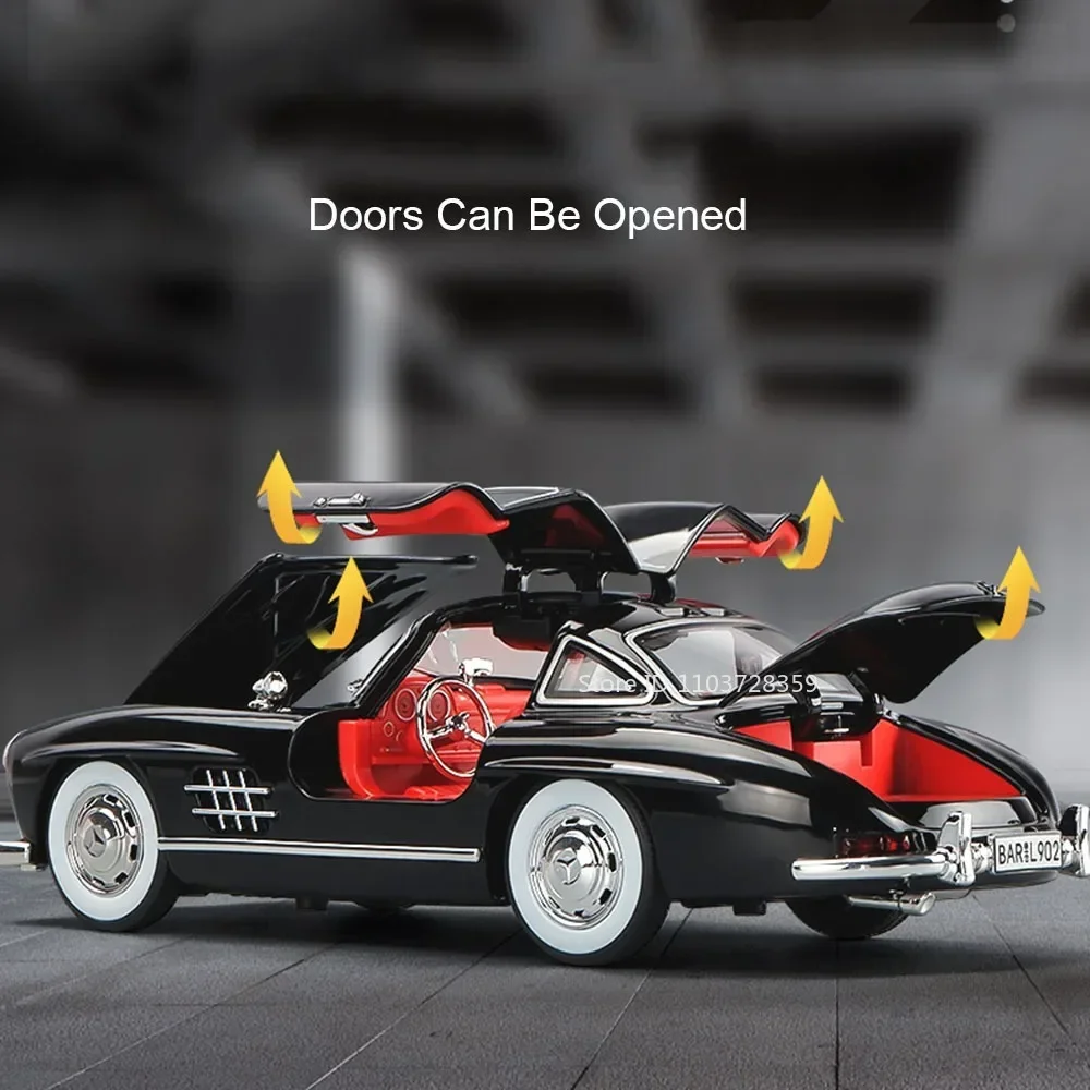 1:24 300SL Vintage Car Toy Models Alloy Diecast Sound Light Doors Opened Pull Back Shock Absorption Christmas Gifts for Kids