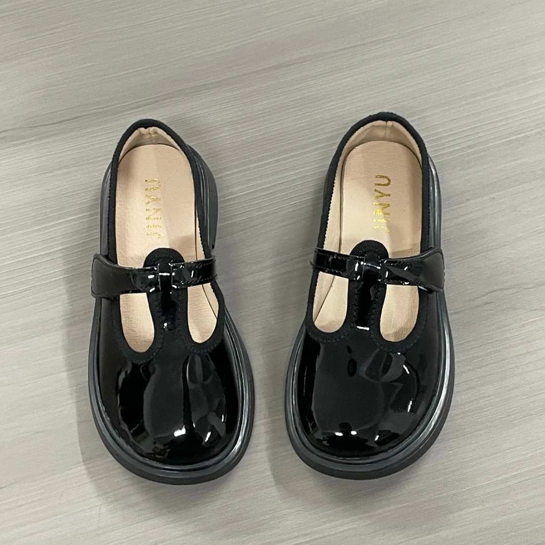 Jinyu New Arrival Simple Girls Leather Princess Shoes Sparkle Fashion Performance Dance Casual Attractive Children's Footwear