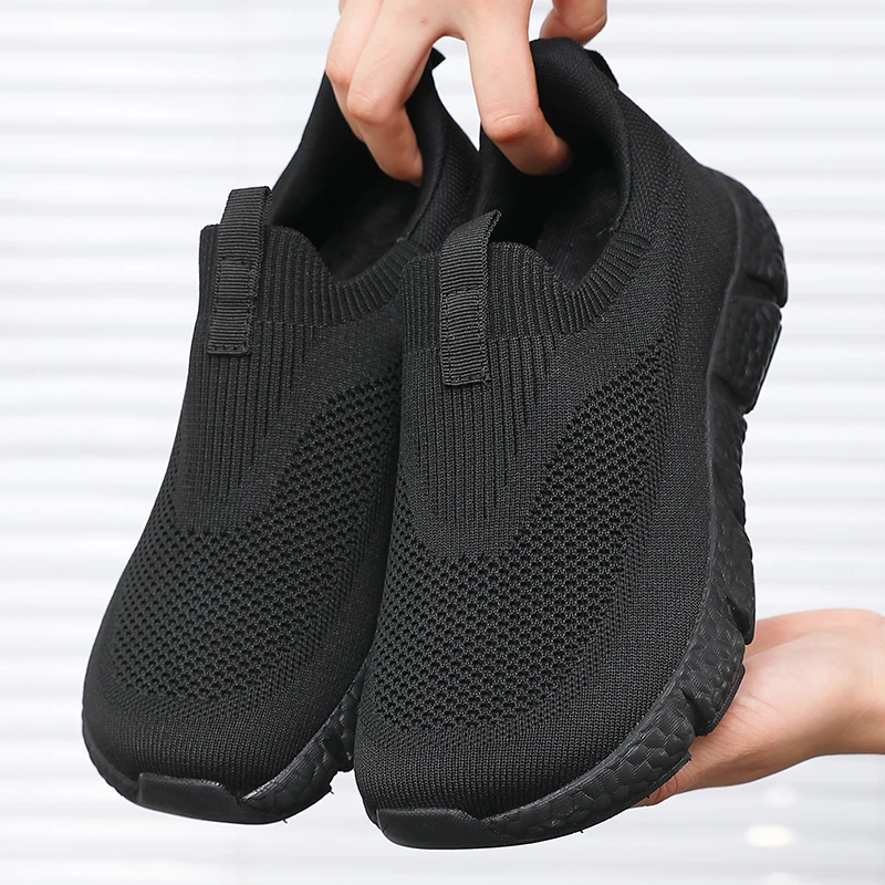 Unisex Knit Slip on Walking Shoes Anti Slip Casual Sneakers Lightweight Commute Loafers Wear Resistant Outdoor Running Shoes