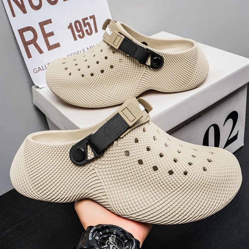 Stepping on shit feeling women's summer 3D plaid hollow breathable hole shoes men's large size thick-soled couple sandals