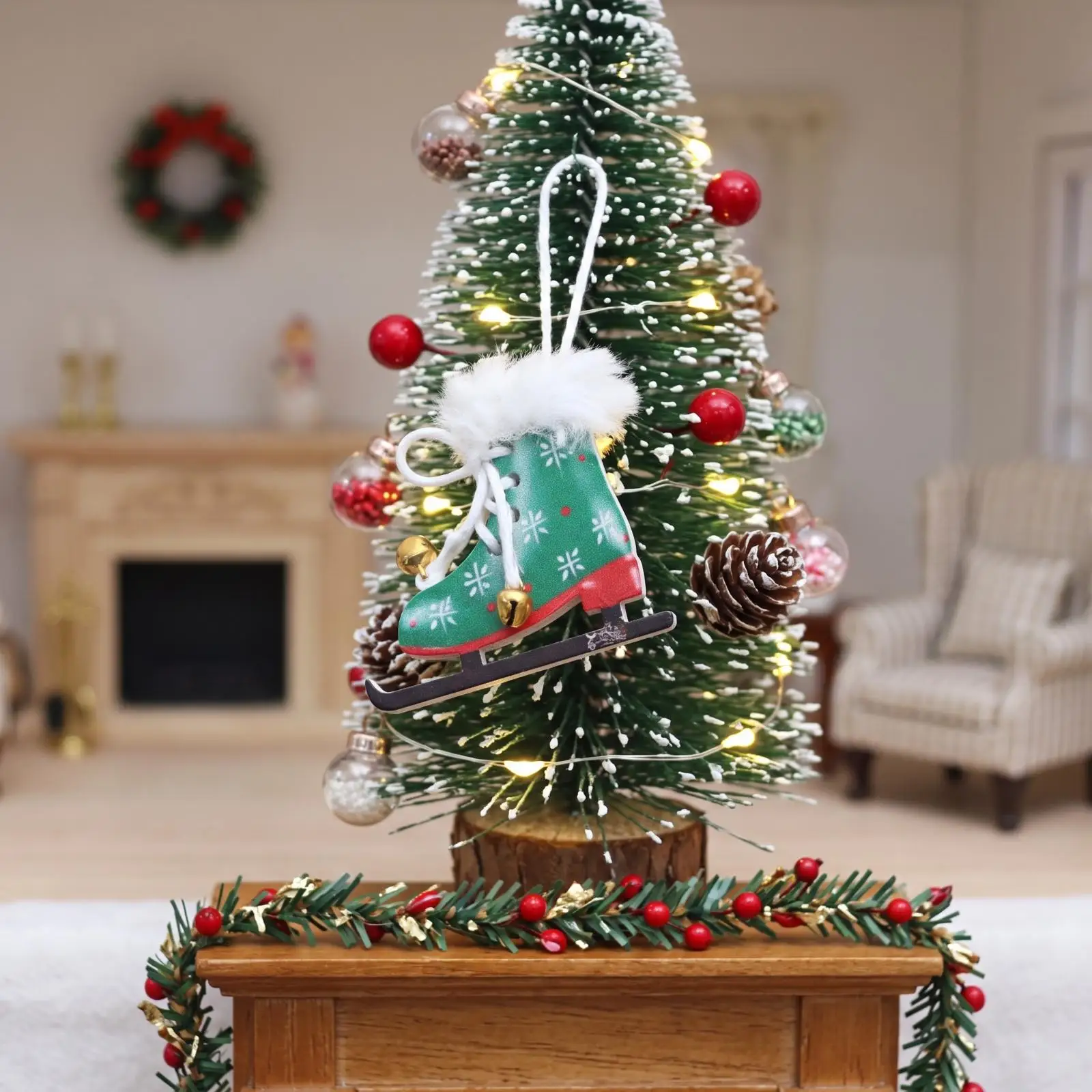 Christmas Industrial Skate Decoration Wood Metal Plush for Snowman Festive Tree Ornament Winter Wonderland Accent