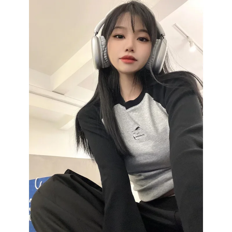 Deeptown Y2k Vintage Crop Top Long Sleeve T-Shirts Women Autumn Korean Fashion Harajuku Kpop Aesthetic Gyaru Tees Patchwork Sexy
