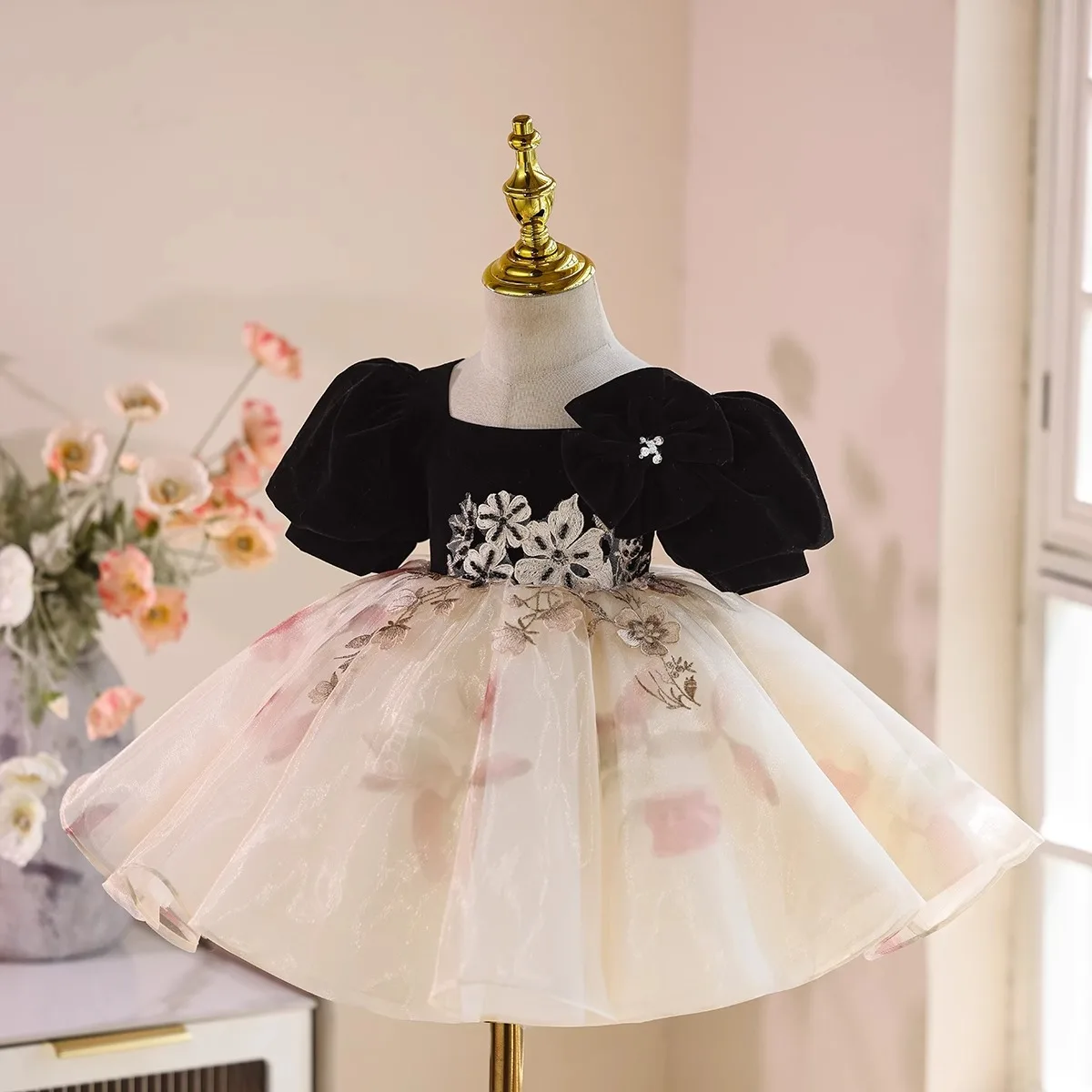 Girls High End Birthday Baptism Princess Ball Gown Children Cute Host Piano Perforamnce Dress y1611