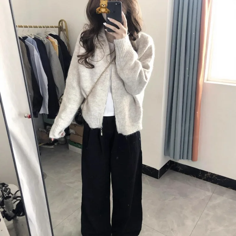 Early New Autumn Fashion Outfit Knitted Cardigan for Women，soft and Zippered Sweater Jacket High-end Casual Top for Petite Women