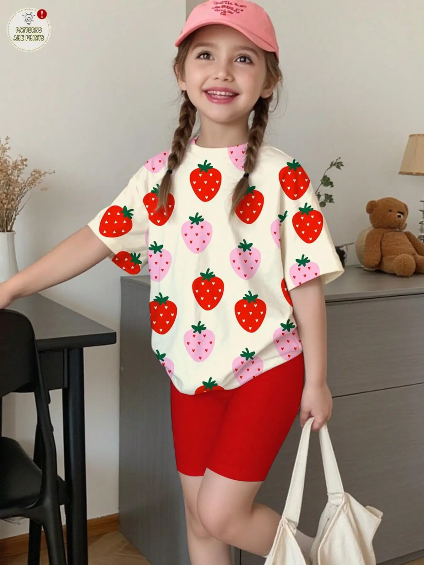 Girls' Summer Casual Outfit: Strawberry Print Short-Sleeve Top + Red Tight Leggings Two-Piece Set Suitable for Girls Aged 4-12, Versatile for Home and Outdoor Wear