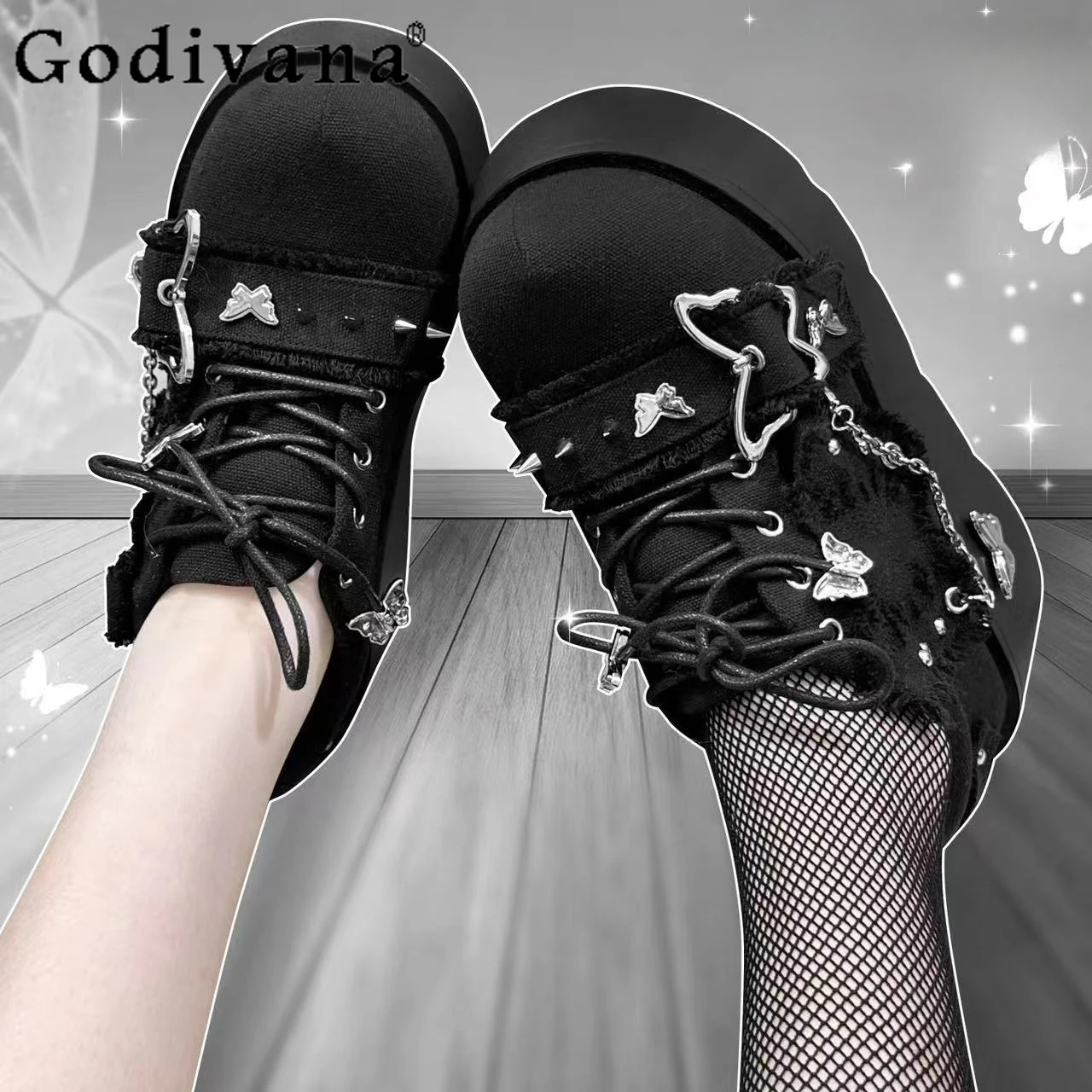 

Sweet Cool High Heels Lolita Shoes Hot Girl Women's Punk Y2K Round Toe Canvas Platform Metal Decorate Chunky Heels Pumps