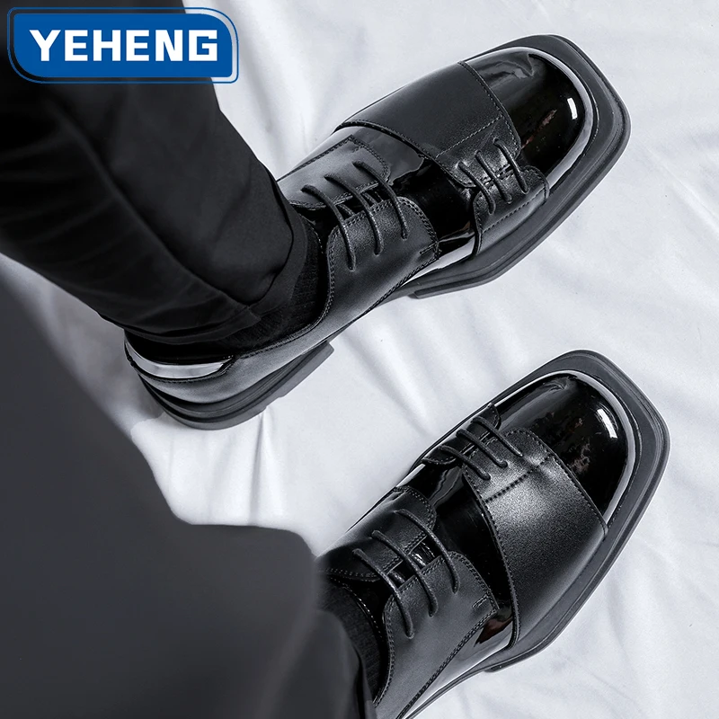 

Men British Leather Derby Shoes Designer Vintage Square Toe Male Platform Dress Oxford Fashion Business Commuting Wedding Shoes