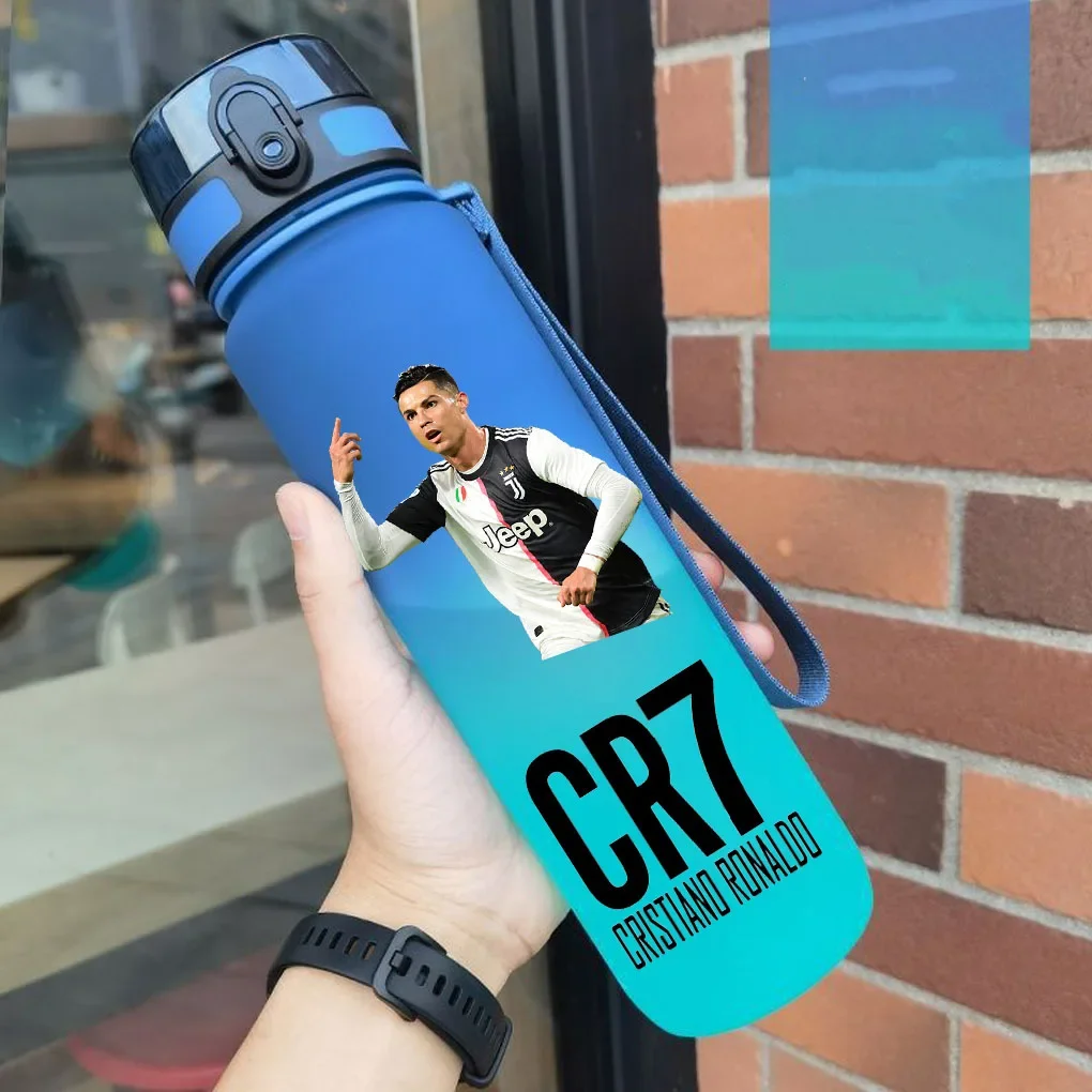 keeppley Cristiano Ronaldo Sport-Wasserflasche, auslaufsicher, bunter Kunststoffbecher, zum Trinken, für Outdoor-Reisen, tragbar, für Fitnessstudio, Fitness, Krüge, Geschenk 9