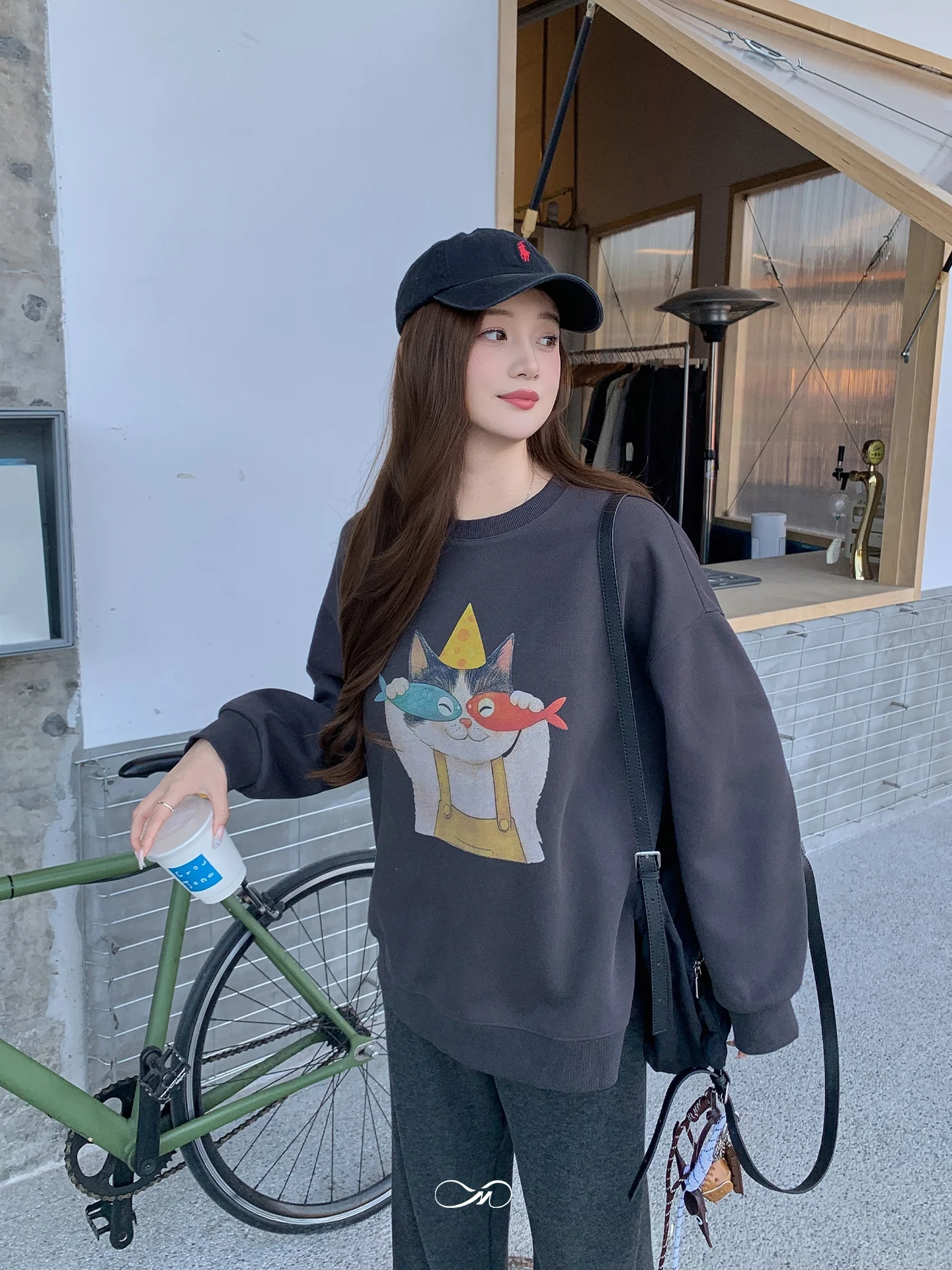 

Casual round Ne Fce Lined Sweatirt plus Size Women's New Arrival Maxisi Who Loves Fi Printed Loose Fit Long Sve