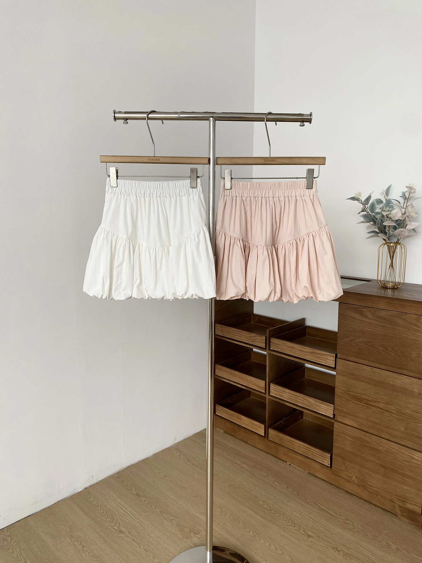 White Flower Bud Short Skirt Women's 2026 New Summer Thin Small Size High Waist A-Line Puffy Cake Half-length Skirts