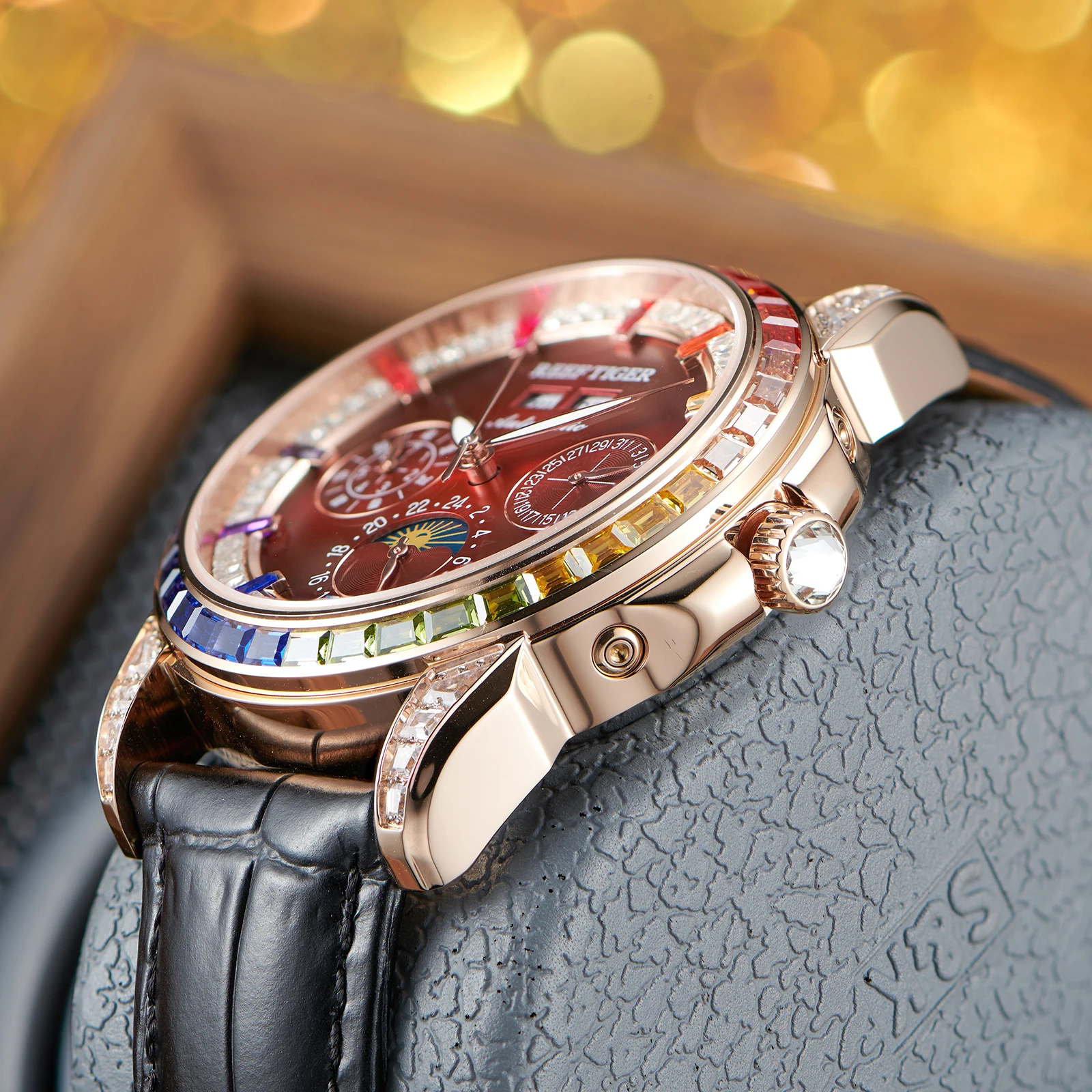 Reef Tiger Men's Multifunction Moonphase Automatic Watch Rose Gold Rainbow Diamond Bezel Leather Classic Fashion RGA1988