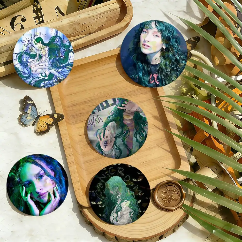 singer A-AuRa BLAH round Badge Laser Style pins Peripheral Lapel Pins Goods Tinplate Brooch﻿ bag decor