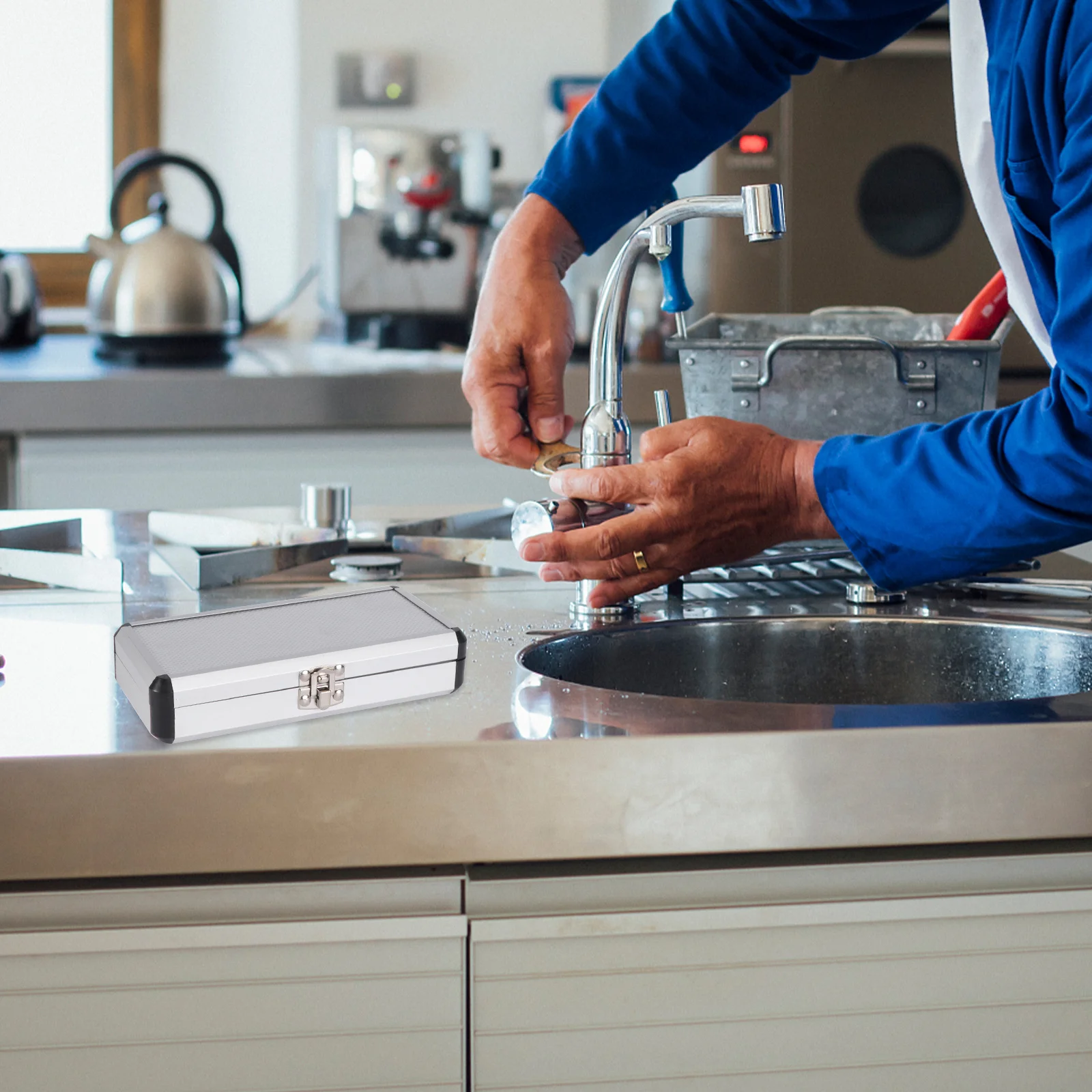 

10 pcs /Set Nut Extractor Damaged Bolt Remover Stripped Broken Rusted Bolts Removal Tool For Drill Hex Size Adjustable Hand Tool