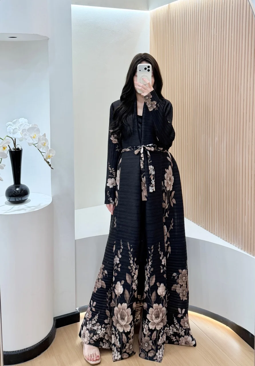 Fold Abaya Black Vertical Pleated Brown Floral Long Loose Fit Robe Middle Eastern Style Modest Daily Wear Fashion Staples 2026