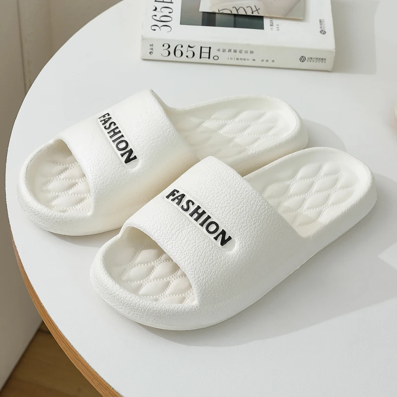 

Новые женские нескользящие тапочки 2025 года — летние сандалии для ванной из ЭВА, непроницаемые домашние шлепанцы для душа и пляжа, устойчивые к запаху в помещении и на открытом воздухе