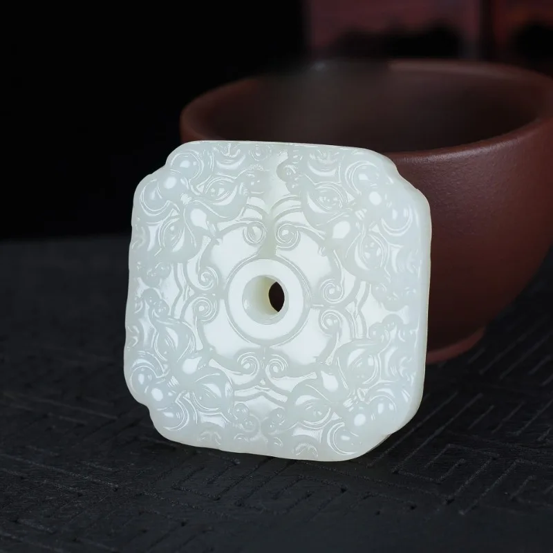 

New Pixiu Ping'an Jade Brand, Exquisite Ethnic Style Pendant