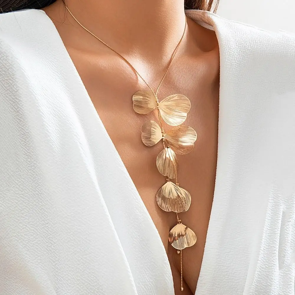 

Exaggerated Ginkgo Leaf Tassel Necklace Trendy Design Creative Ginkgo Leaf Tassel Earrings Petal Charm Elegant Jewelry Set