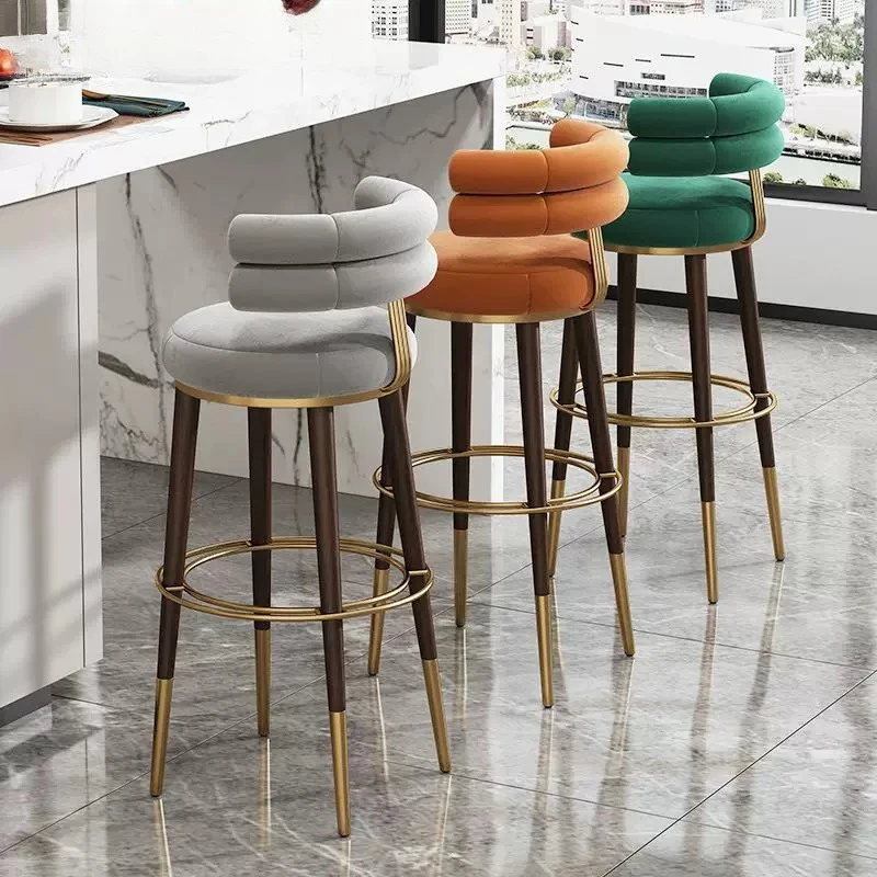 Chaise de bar nordique en métal et bois massif, chaise de bar confortable de luxe, chaise de bar moderne pour l'intérieur, chaise de bar relaxante, meubles de cuisine
