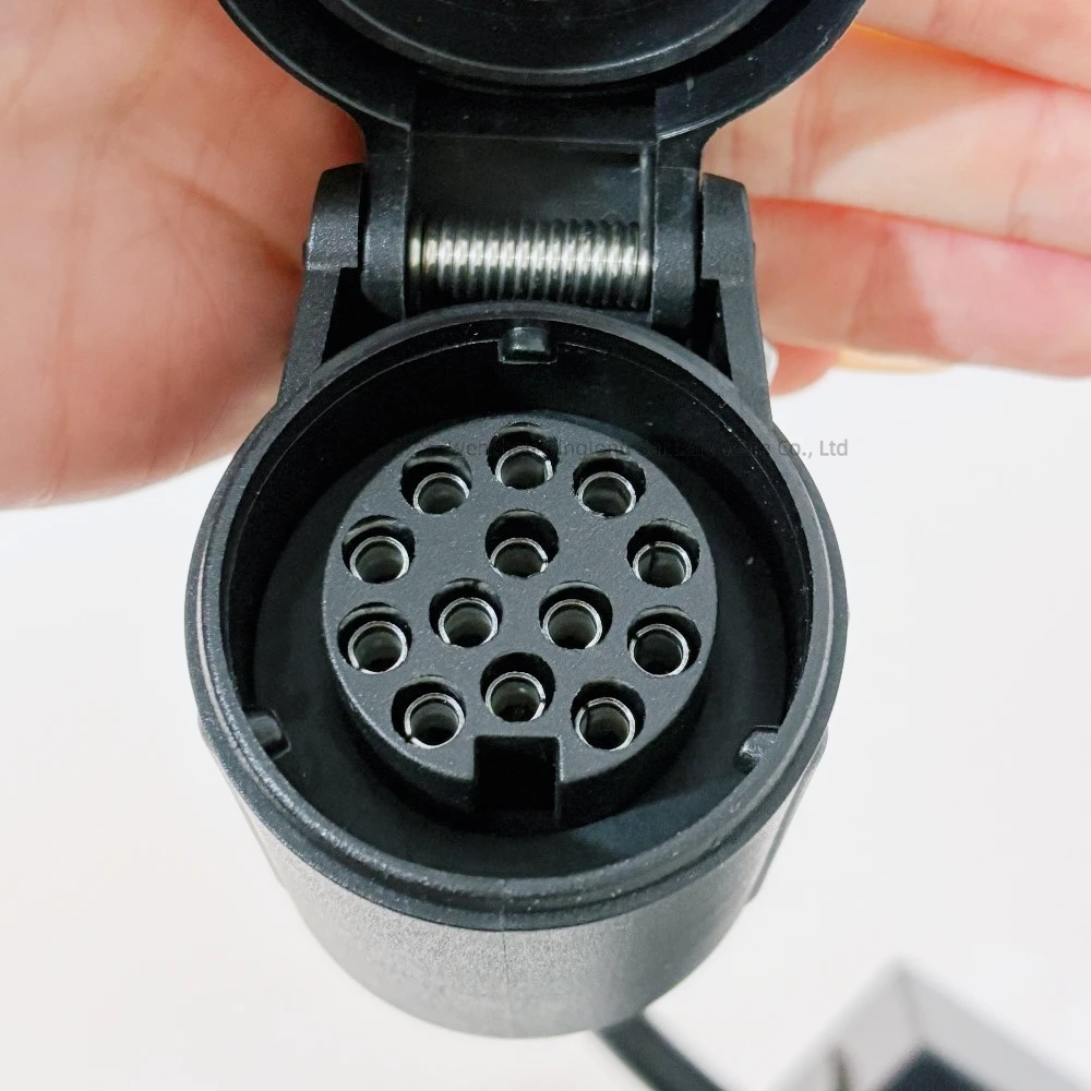 

American 4-Pin to European 13-Pin Trailer Brake Turn Signal Splitter Connector Adapter for Driving Safety