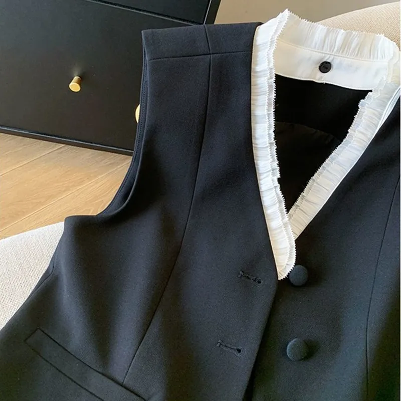 

Women's Suit Vest 2025 New Fashion Waistcoat Casual Single Breasted V-neck Vests Vintage Sleeveless Feamle Black Cardigan