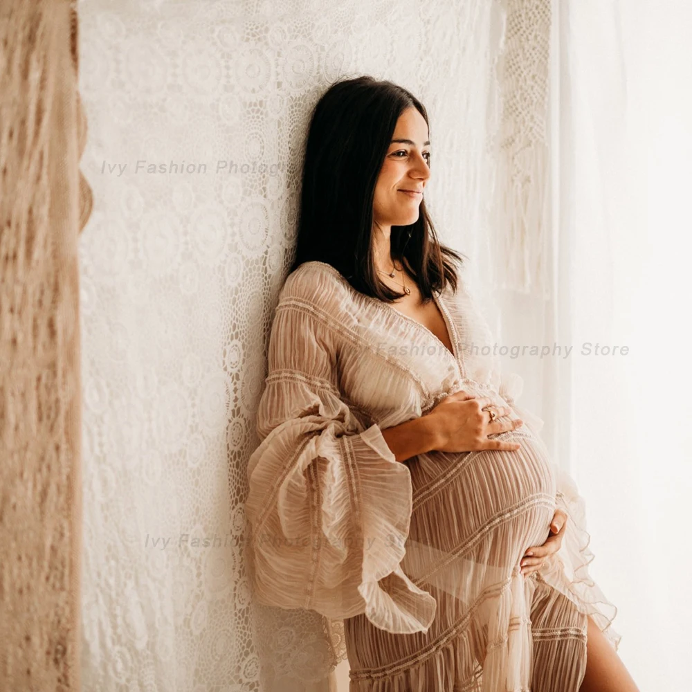 Vestido de fotografía de maternidad elegante de gasa plisada de manga larga con cuello en V y estilo bohemio para sesión de fotos del embarazo