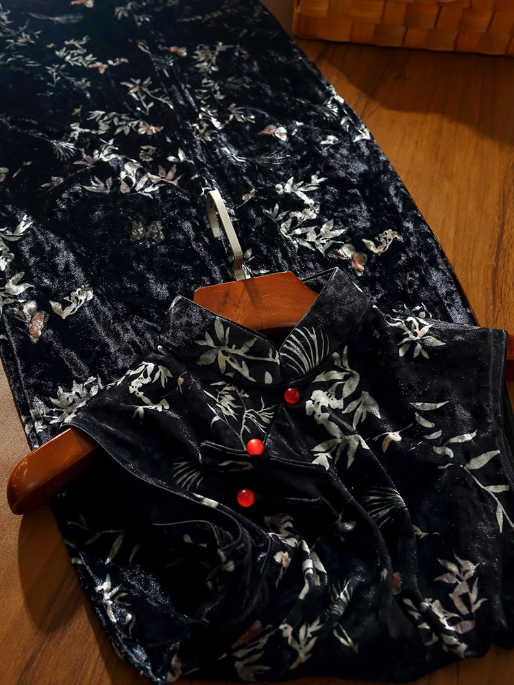 

Young Sle Velvet Vintage Chinese New Trend Daily Wear Low Slit No Sve Floral Patterned Mid-Length Gown