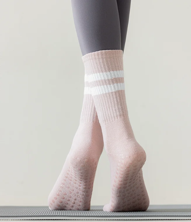 Professional Women Five Finger Mid Calf Yoga Pilates Socks, Solid Non Slip Comfort Floor Sports Socks For Daily Workout Wears