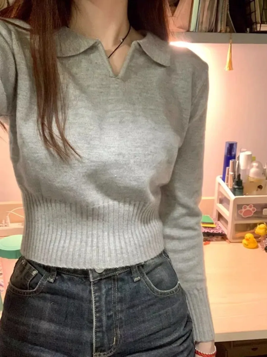 

Gray Knitted Short Neck Base Shirt Women's Autumn Winter Slim Fit V-neck Inner Wear Top Korean Style Commute Style