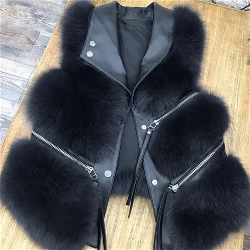 2025 New Fur Vest Women's Short style Spliced Imitation Fox fur grass Coat Artificial fur vest Coats Female warm Jackets