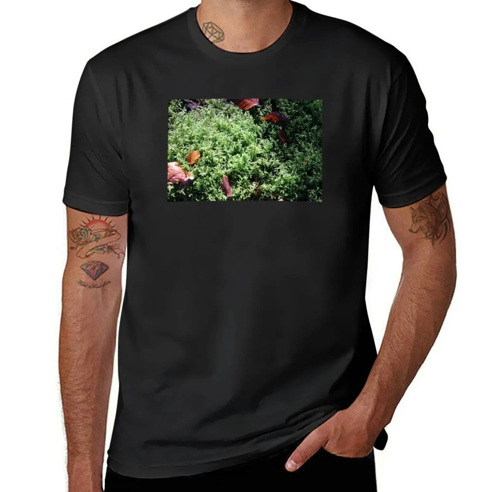 

Forest Moss up close T-Shirt summer tops aesthetic clothes plus size tops blacks Men's t shirts