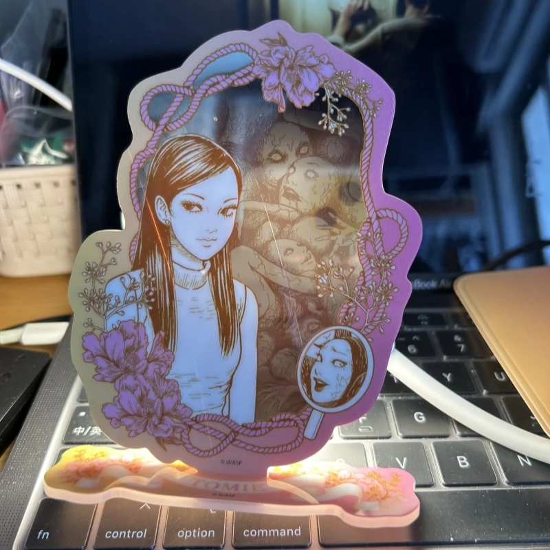 Dostępne Junji Ito Tomie Kawakami Akrylowe Elementy Dekoracyjne Dwie Formy Ozdoba Anime Tomie Kawakami Prezent Hobby Kolekcjonerskie Prezenty