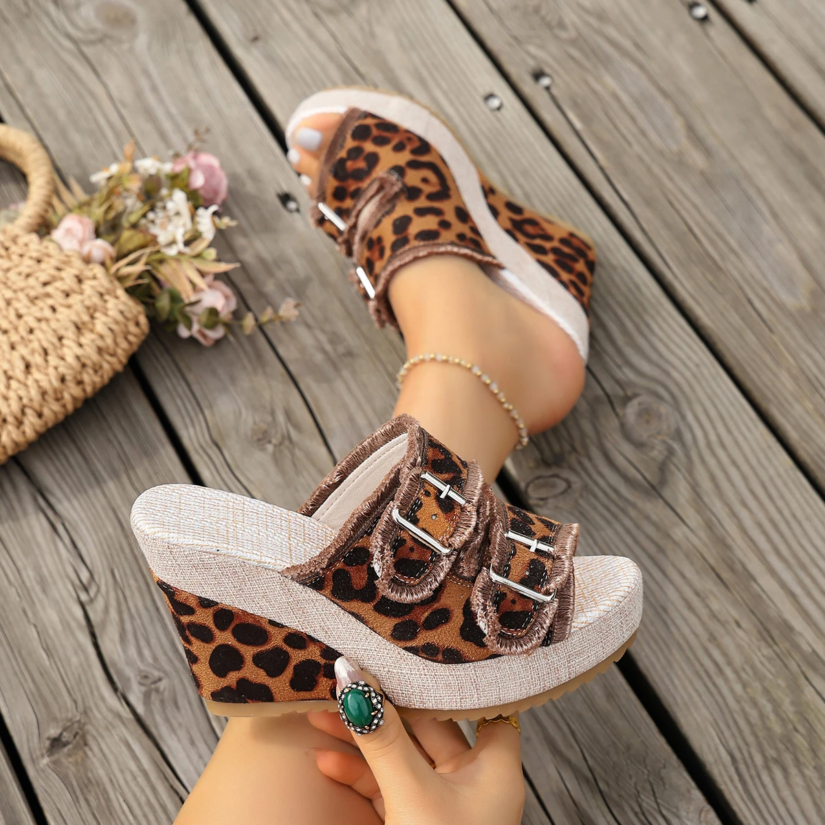 Women Fashion Wedge Sandals 2026 Summer New Thick-soled High-heeled Sandals Open Toe Comfortable Hollow Out Beach Shoes Women