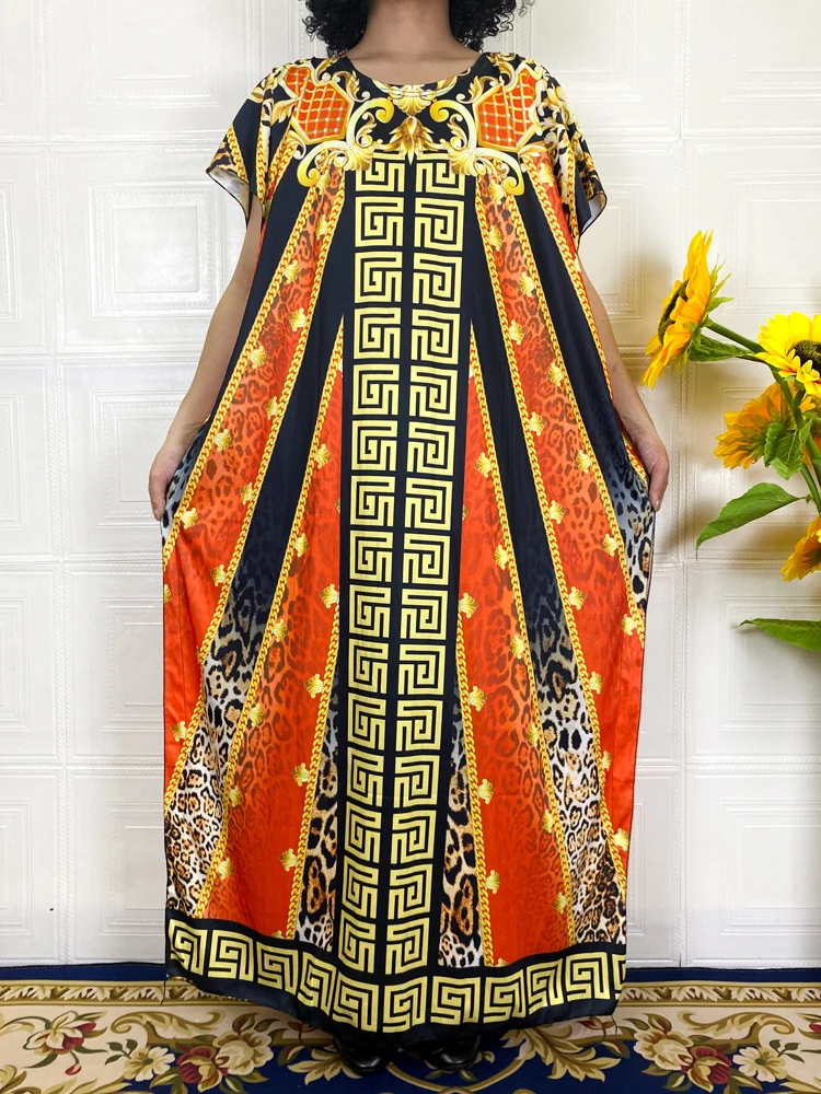 African Design Dashiki Dress For Women Beading Abaya Bandage Maxi Bazin Vintage Long Sleeve Robe Gowns Africa Sexy Lady Party