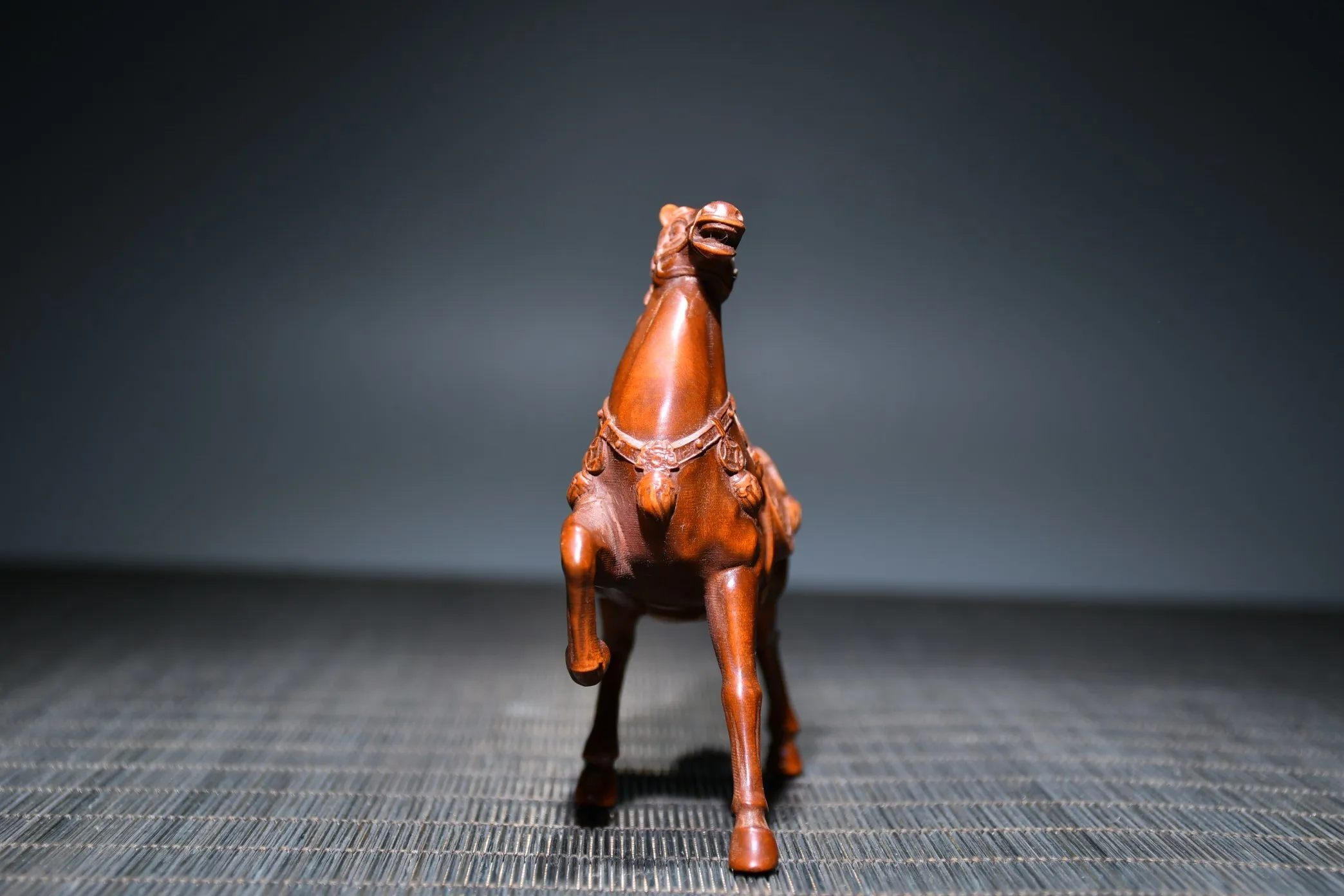 Horse Statue Ornament War Horse Sculpture Wood Carving Animal Feng Shui Interior Decoration Small Statue Home Desk Ornament view 3
