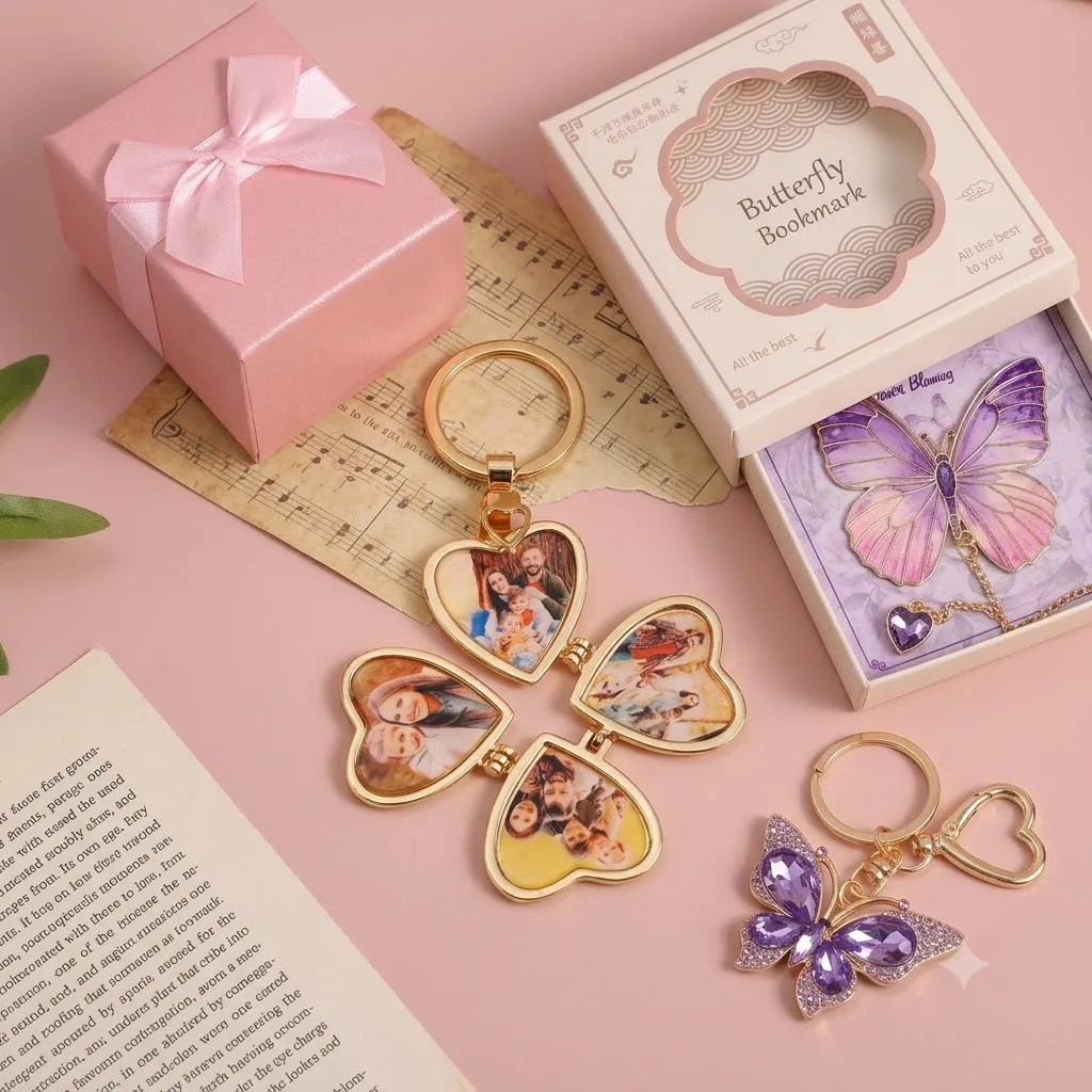 Personalized 4 Picture Mini Photo Album Locket Folding Clover Keepsake Luxury Butterfly Bookmark Gift Box for Mom Girlfriend