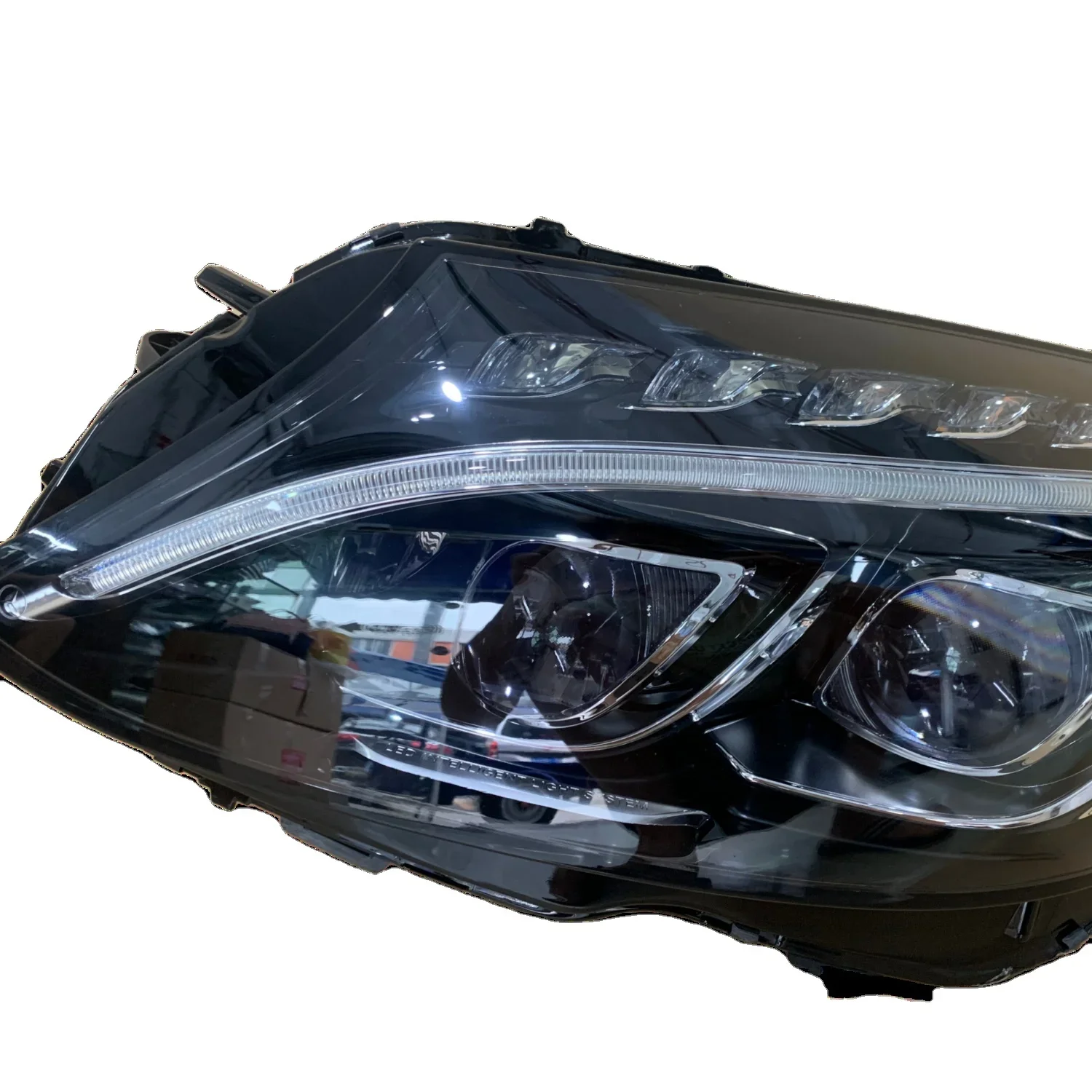 Hot selling W205 dual lens factory headlights C180 C200 C300  upgraded LED headlights, suitable for Mercedes Benz 15-18 C-Class