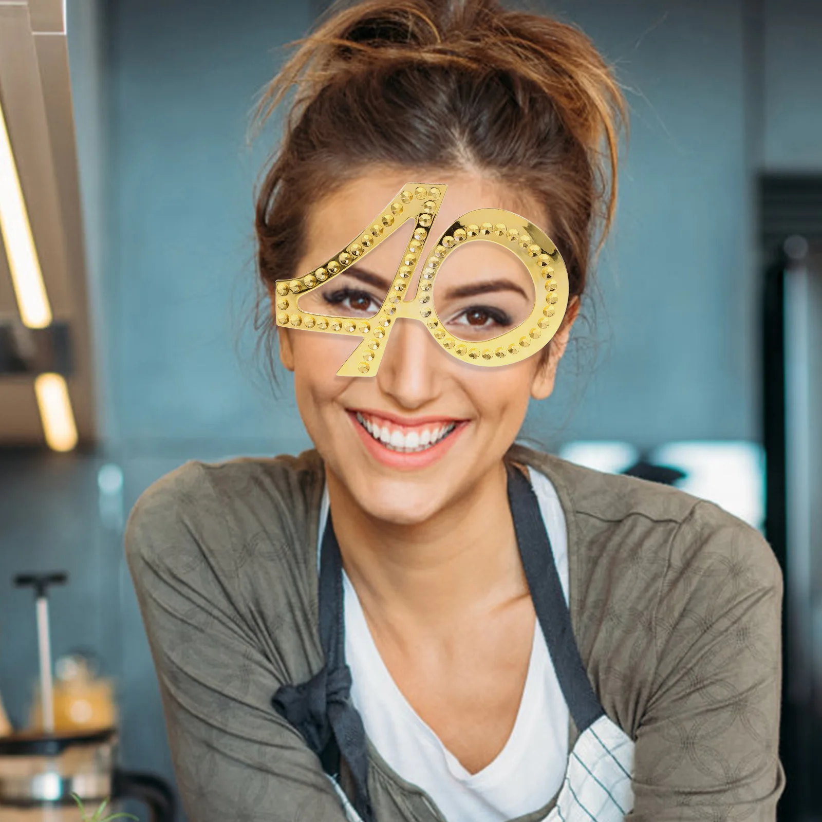 Gafas de 40 cumpleaños, 1 par de gafas novedosas de plástico, montura elegante para adultos, accesorios para fotografía de fiesta, gafas de sol divertidas para disfraz