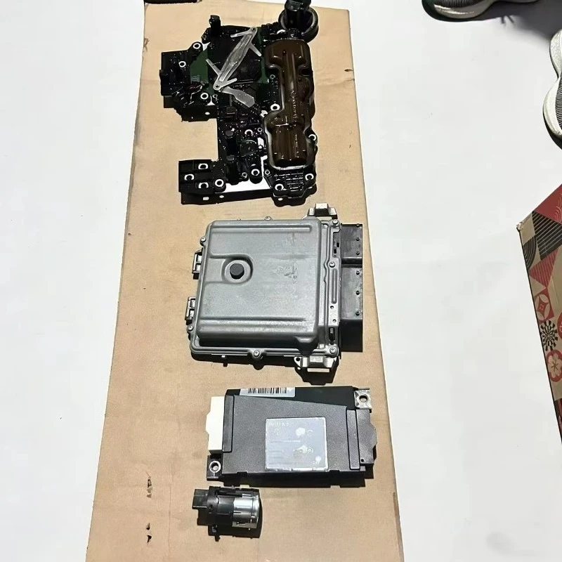 Hot Selling Automotive Engine System Accessories ECU Electrical Control Unit For E Class E Class