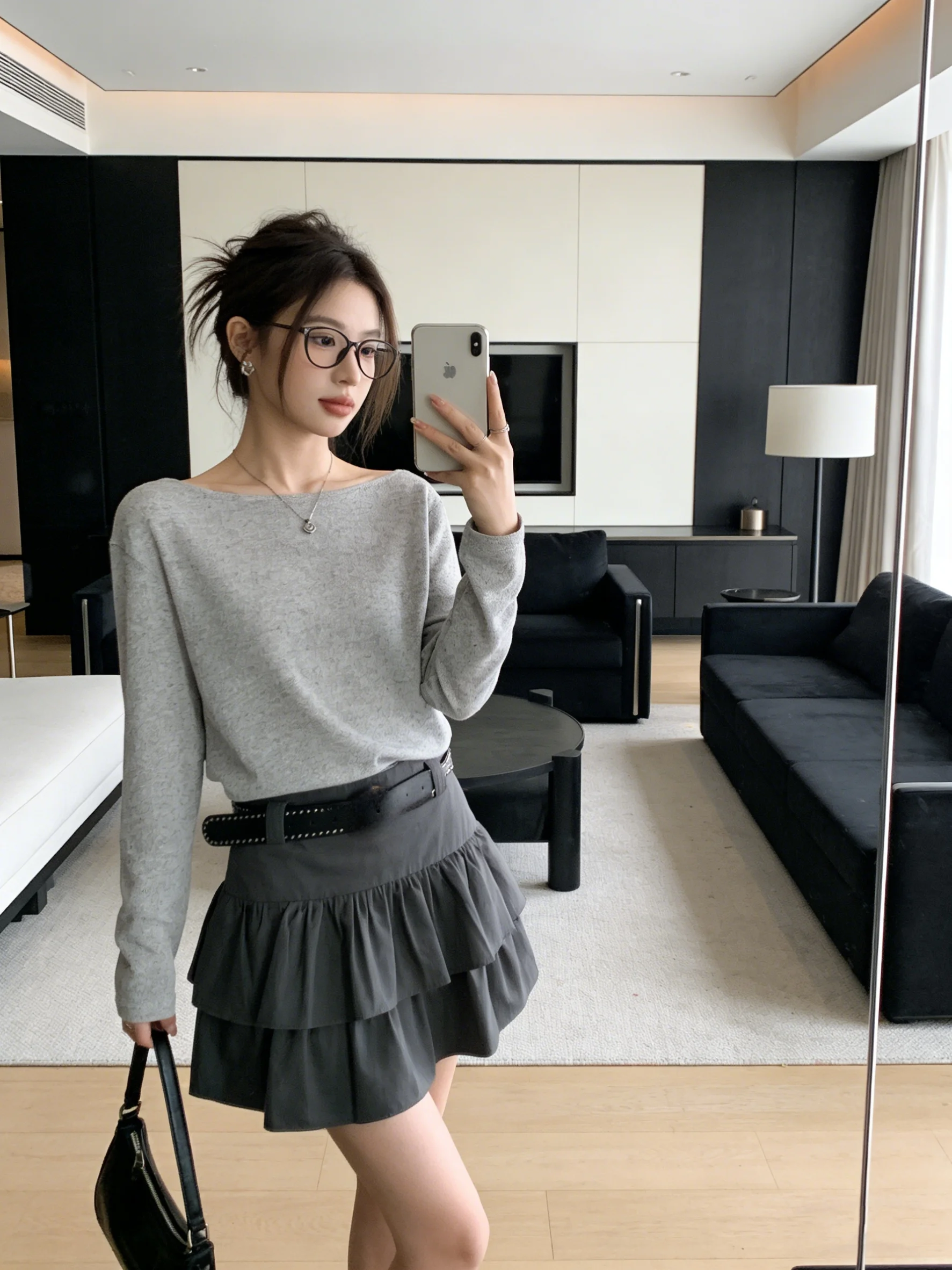 

Elegant High Waist Half Skirt Set Korean Style T-Shirt Cover up Long Sleeve Shoulder Bared Long Neck Design Two Piece Set